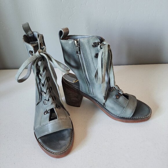 Free People Cut-Out Bootie "NEW" - Picture 8 of 16